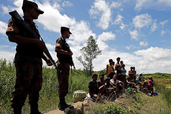 Arakanlı Müslümanları öldüren Myanmarlı 7 asker 1 yıldan az hapis yattı