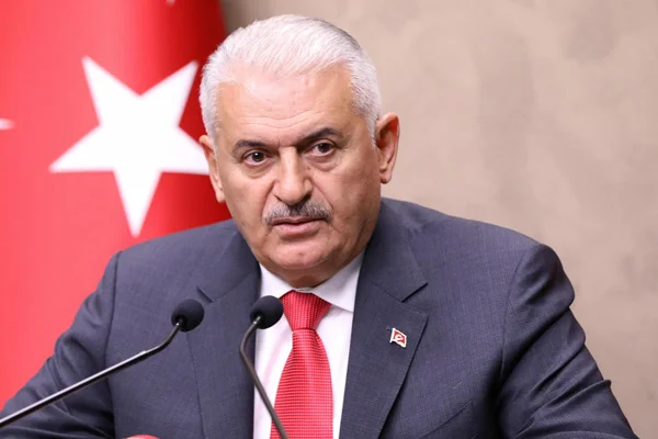 Binali Yıldırım'dan Habertürk TV'nin davetine yanıt