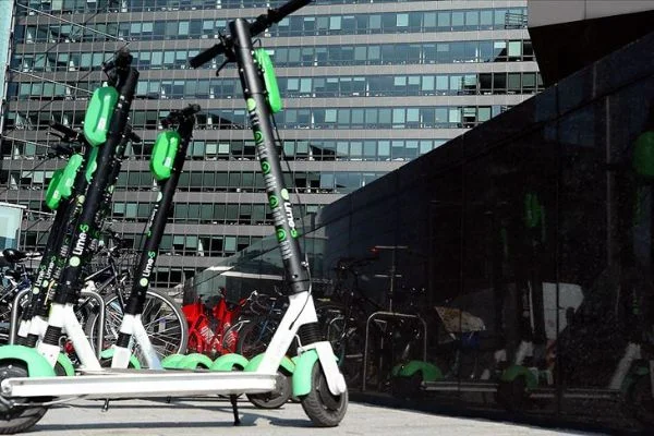 Brüksel'de elektrikli scooter çılgınlığı