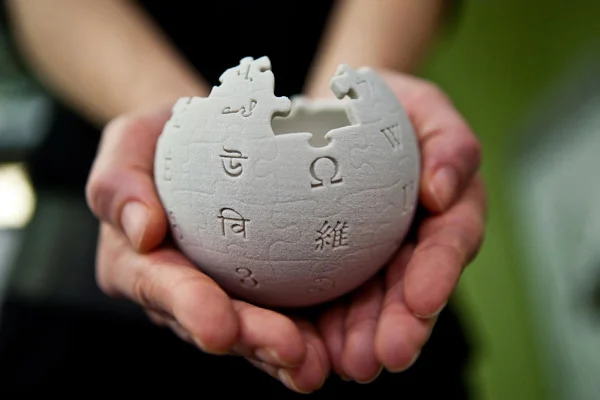 Çin hükümeti Wikipedia'yı tamamen engelledi