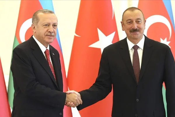 Cumhurbaşkanı Erdoğan, Aliyev'i kutladı
