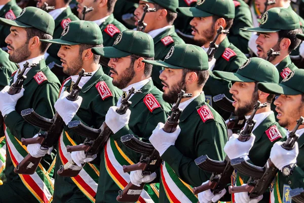 Devrim Muhafızları'ndan ''savaş'' açıklaması
