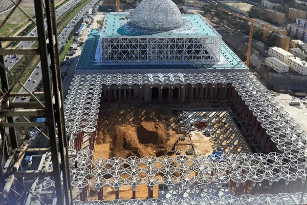 Doğu Türkistan'da camileri yıkan Çin, Cezayir'de cami inşa etti
