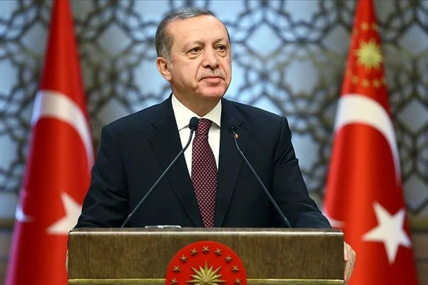 Erdoğan: Bizim kızıl elmamız da büyük ve güçlü Türkiye'nin inşasıdır