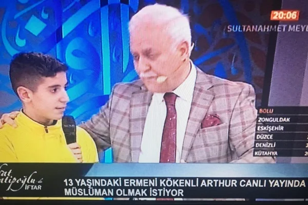 Ermeni genç canlı yayında Müslüman oldu