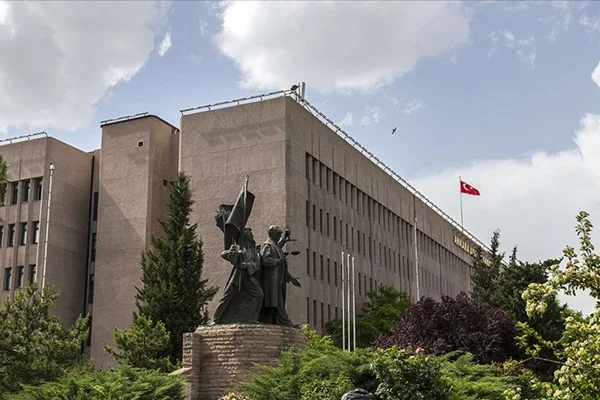 Eski Yargıtay üyesi Akarsu'ya FETÖ'den 10 yıl hapis