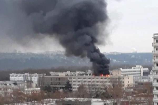 Fransa'nın Lyon kentinde patlama: 7 yaralı