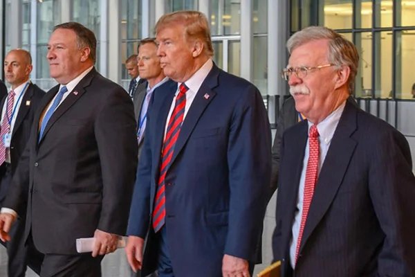 Gazeteci-yazar Fehmi Koru uyardı: Bölgeye ateşe vermeye hazır, Trump-Pompeo-Bolton üçlüsüne dikkat!