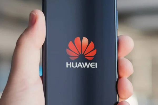 Google'ın kararının ardından Huawei'den ilk açıklama