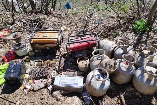 Hakkari'de operasyon: 9 terörist öldürüldü