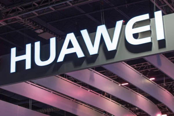 Huawei krizinde bir hamle de Google'den