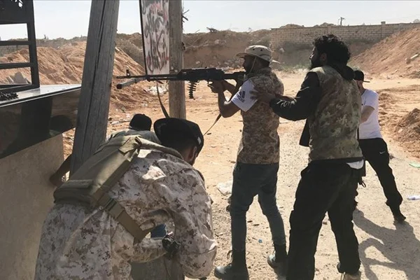 İki Türk vatandaşı General Hafter güçleri tarafından gözaltında tutuluyor