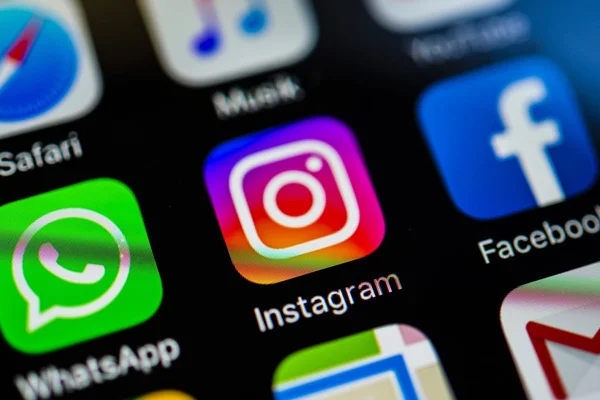 Instagram ve Whatsapp yine çöktü