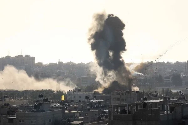 Irak İsrail'in Gazze saldırısının 'suç' sayılmasını istedi