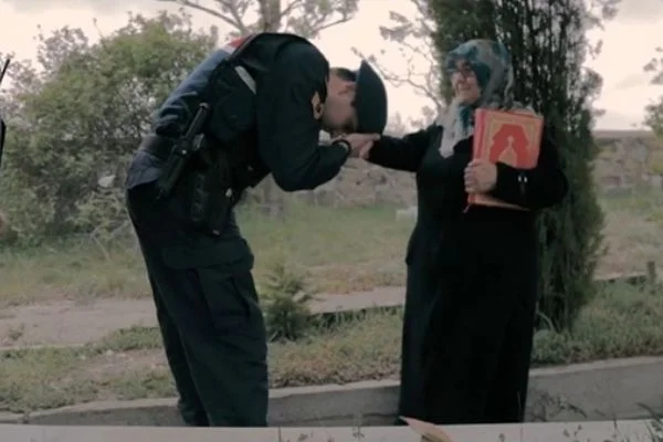 Jandarma Genel Komutanlığından Anneler Günü videosu