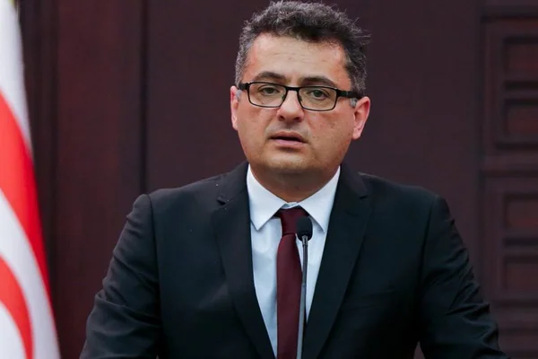KKTC Başbakanı istifasını verdi