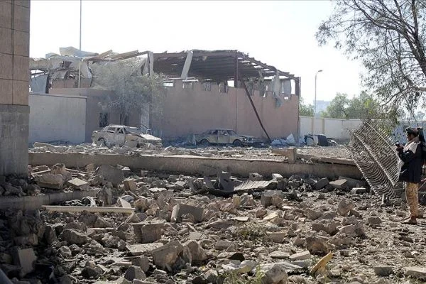 Koalisyon güçlerinden Sana'ya hava saldırısı: 4 ölü, 48 yaralı