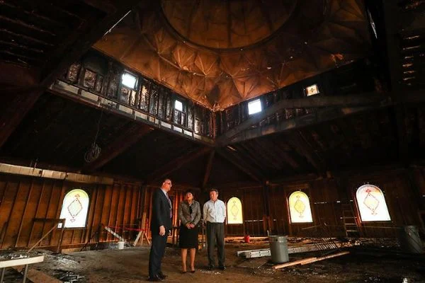 Kundaklanan cami için kenetlendiler