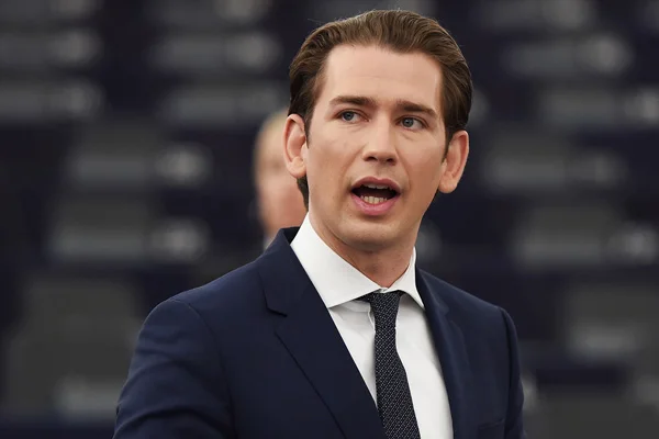Kurz'dan AB'ye sert eleştiri: Brüksel'deki vesayeti sonlandırmalıyız