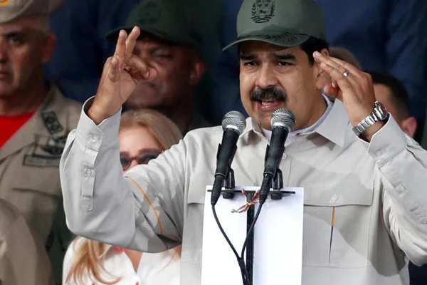 Maduro: Bu darbe girişimi cezasız kalmayacak