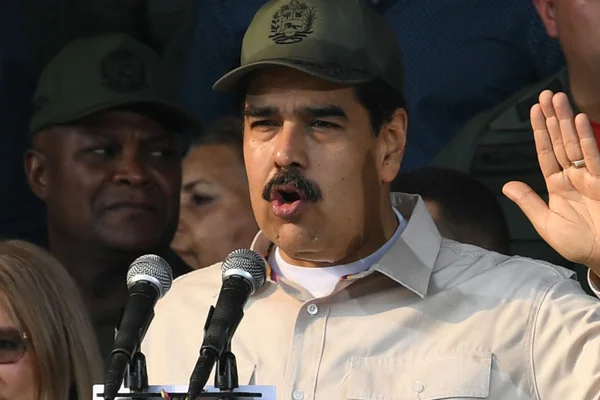 Maduro: Darbe teşebbüsü Beyaz Saray'dan yönetildi