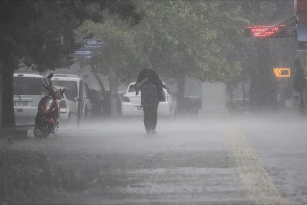 Meteoroloji'den sağanak yağış uyarısı