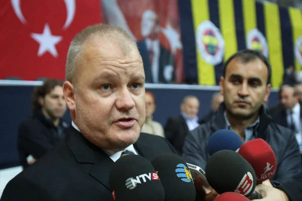 Metin Şen istifa etti
