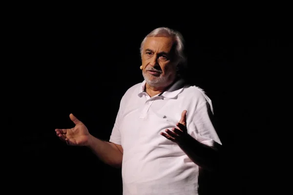 Müjdat Gezen yurt dışına çıkamadı