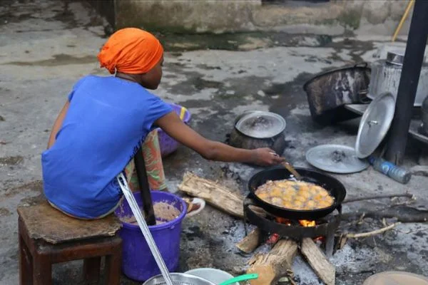 Nijerya'da iftar sofralarının atıştırmalığı: Kose ve kunu