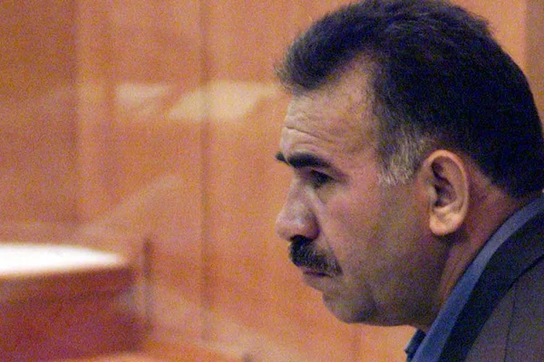 Öcalan avukatlarıyla görüştü