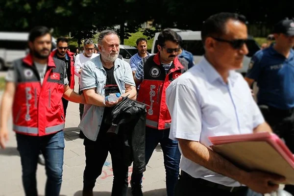 'Pedofili' içeren ifadelerin bulunduğu kitabın yazarı ve yayıncısı serbest