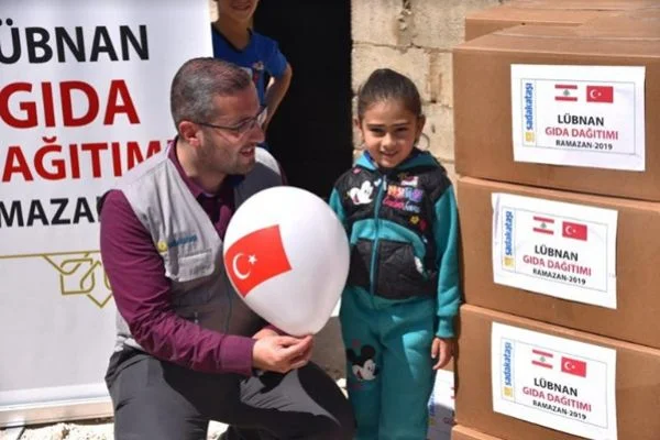 Sadakataşı'ndan Lübnan'a Ramazan yardımı