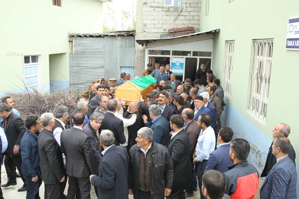 Saldırıya uğrayan AK Partili aday adayı hayatını kaybetti
