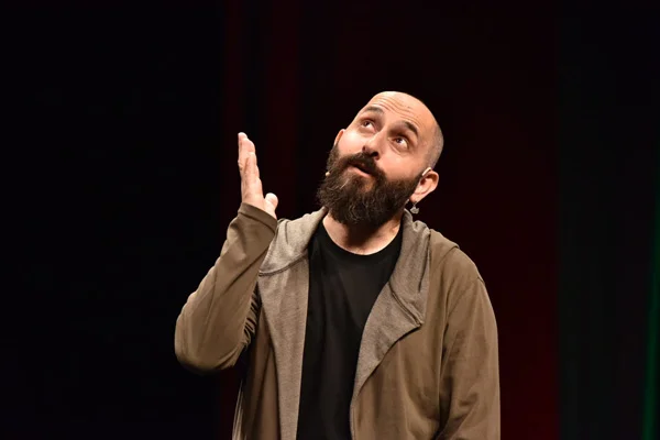 Serkan Güzel iki yıl aradan sonra sahnede