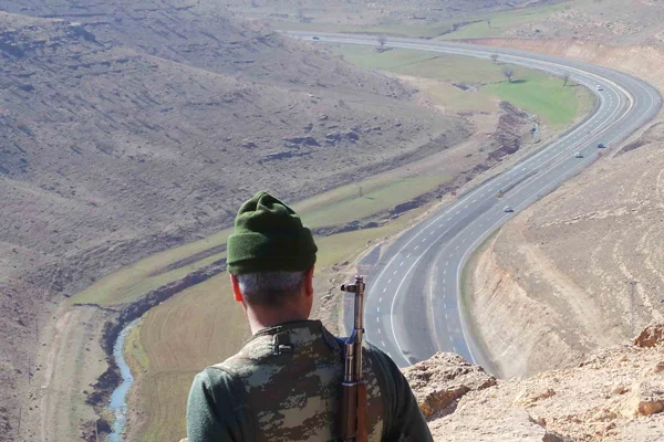 Şırnak'ta bombalı tuzak: 3 korucu yaralı