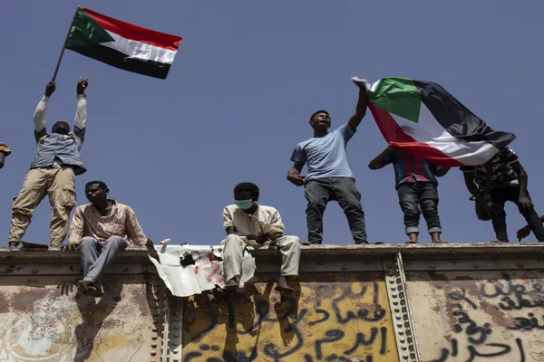 Sudan'da askeri konsey muhalefetin taleplerini reddetti
