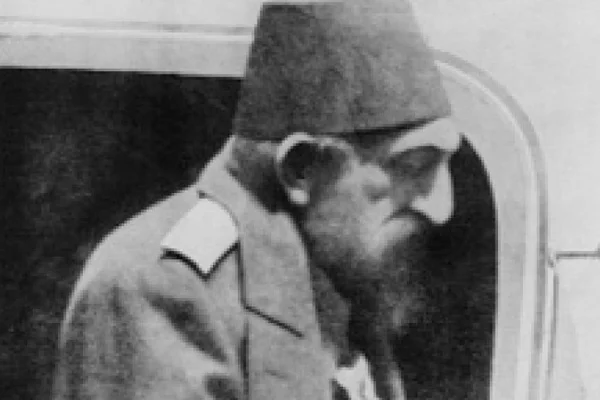 Sultan Abdülhamid'in "karakutusu" Arap İzzet Paşa'nın kayıp günlükleri yayınlandı