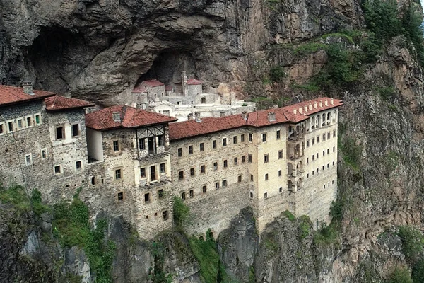 Sümela Manastırı'nın açılışı ertelendi