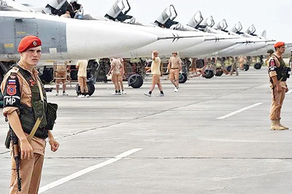 Suriye'deki, Rus hava üssüne son bir ayda 12 saldırı düzenlendi