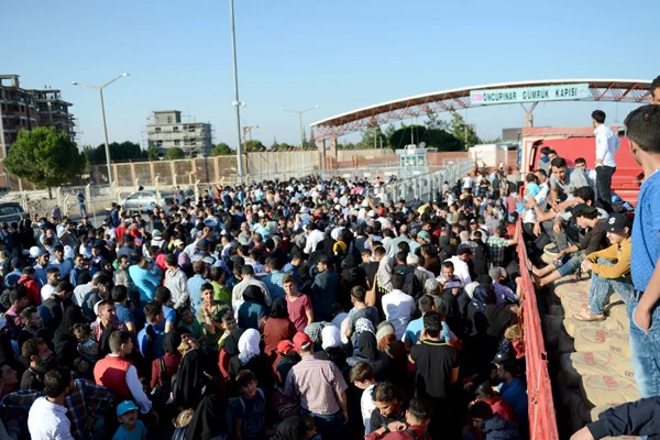 Suriyeliler bayramda neden gidiyor?