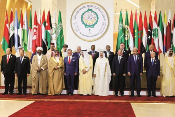 Suudi Arabistan'dan, Arap liderlere iki olağanüstü zirveye davet