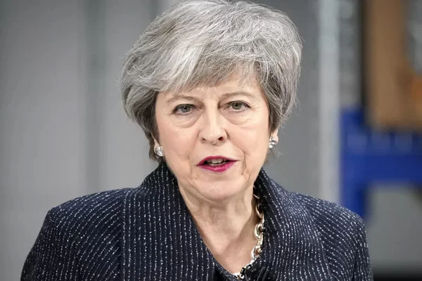 Theresa May: İstifa ediyorum