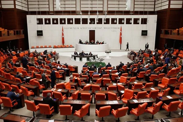 Torba teklifin ilk 11 maddesi kabul edildi