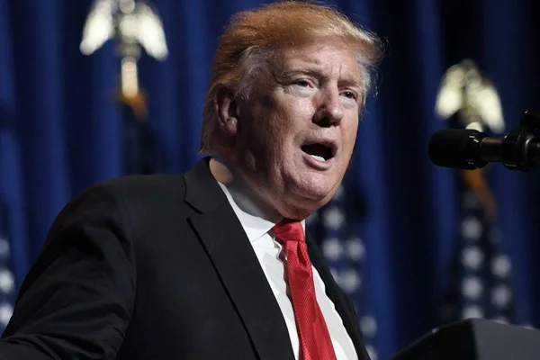 Trump: Ben görevdeyken, Çin asla süper güç olmayacak