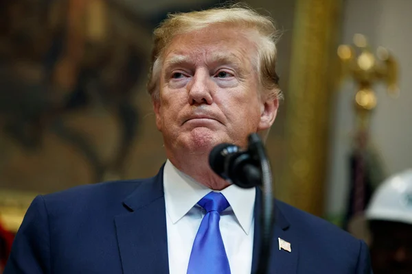 Trump: İran'da rejim değişikliği peşinde değiliz