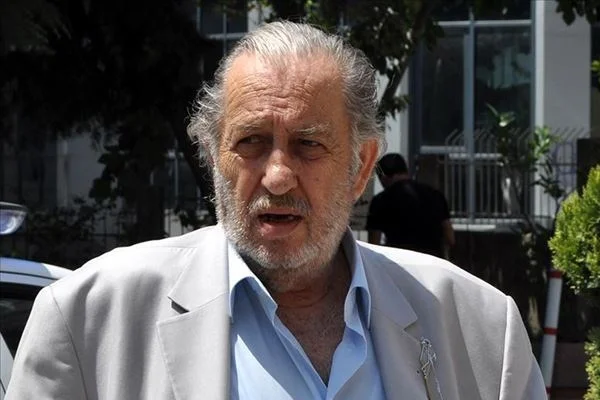Ünlü tarihçi yazar Kadir Mısıroğlu hayatını kaybetti