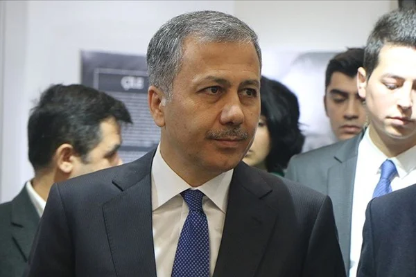 Vali Ali Yerlikaya İBB binasına geldi