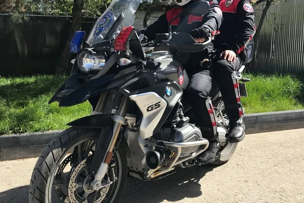 Yunus polisleri kaza yaptı: 1 polis hayatını kaybetti