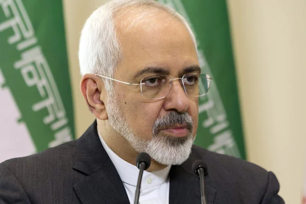 Zarif'ten Trump'a 'İskender ve Cengiz Han' benzetmesi