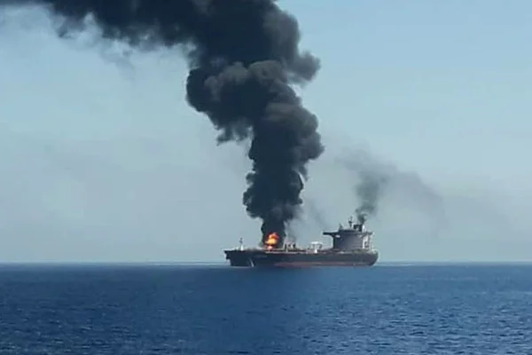 ABD, yayınladığı görüntülerle petrol tankerlerindeki patlamalar için İran'ı suçladı